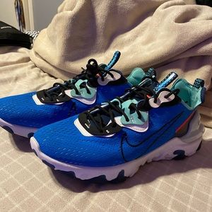 Men’s Size 13 Nike Vision React